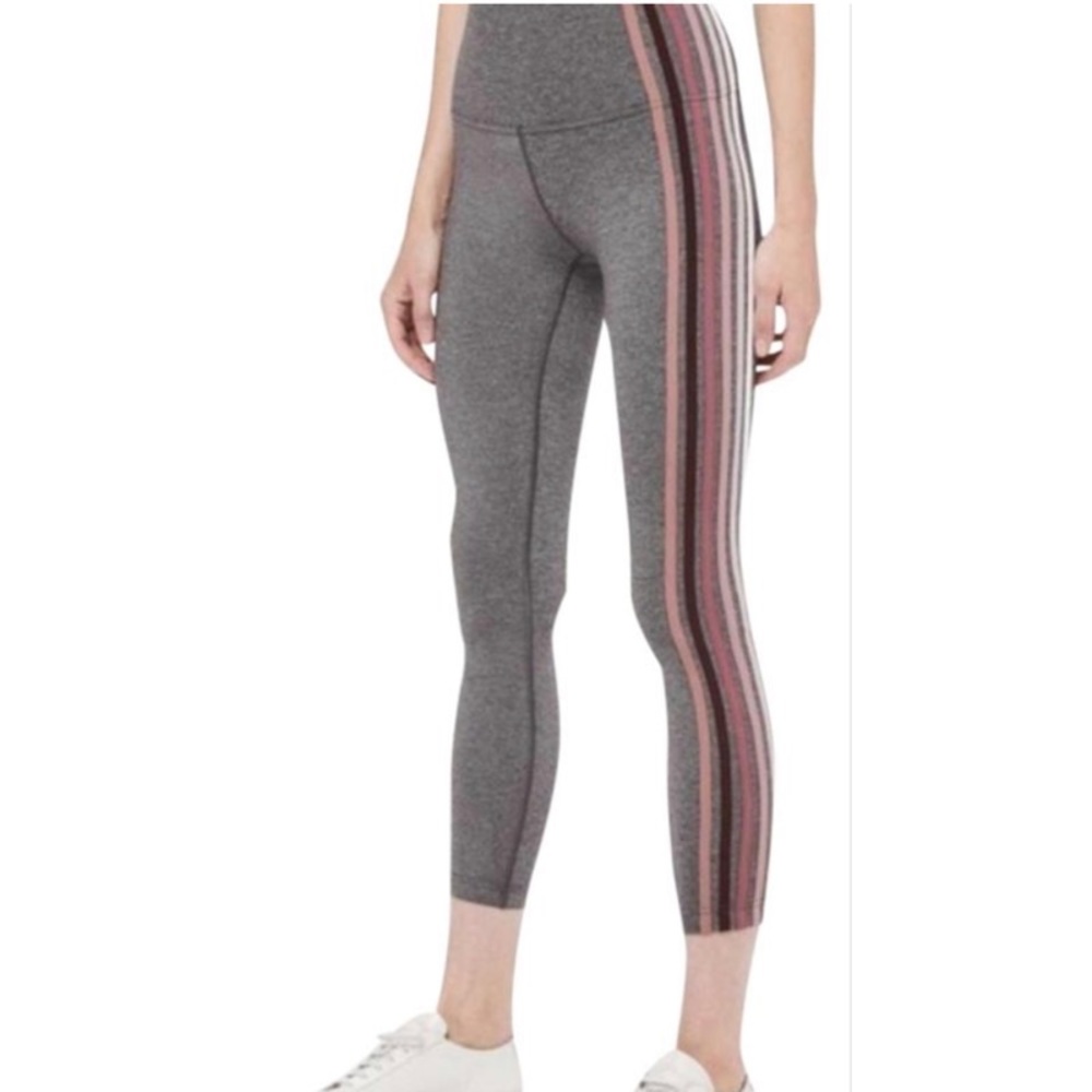 Lululemon take a hint legging Hblk size 4